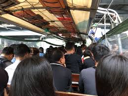バンコク 船 移動 市内の運河を渡し船で横断 センセープ運河 klong saen saep express boat バンコク 運河 船