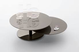 This is a classic take on the reliable round glass table and works quite well in any modern setting. Contemporary Coffee Table Sax Compar Glass Round