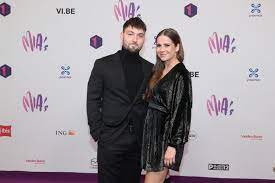 Laura tesoro was born on august 19, 1996. Laura Tesoro Woont Samen Met Vriend Jordan Hij Is Mijn Klankbord Showbizz Hln Be