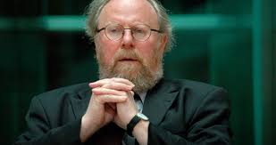 Die gunst der stunde, sich als retter der grundrechte zu inszenieren, nutzen auch alte mahnwachenstrukturen. The Poverty Of Mainstream Universalism And Exclusive Identity Politics Opendemocracy