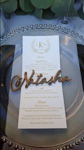 Holzlaser Schneiden Namen Hochzeits Ortskarten Namen Platz Holzen Hochzeitszeichen Rustic Hochzeitsnamen Laser Schneiden Holz Name Tags Fur Die Hochzeit In 2020 Wedding Name Cards Wedding Name Wedding Place Cards
