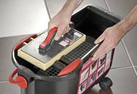 Video von galina schlundt 1:20. So Verfugen Sie Eine Frisch Geflieste Flache Selbst De Fliesen Verfugen Verfugen Fliesen