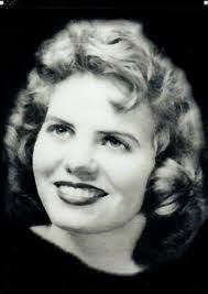 Robert Weniger's Instagram, Twitter & Facebook