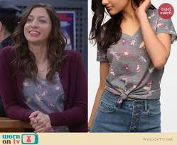 She kept making jokes about it (what other show would you want your character to be. Wornontv Gina S Grey Cat Tee On Brooklyn Nine Nine Chelsea Peretti Clothes And Wardrobe From Tv