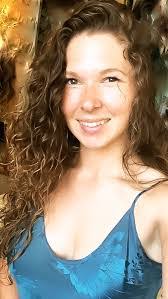 Evie Murray's Instagram, Twitter & Facebook