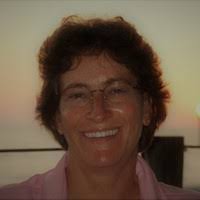 Denise Simard's Instagram, Twitter & Facebook