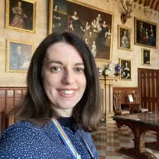 3 properties, 25 trees, upwards of 18,000 lights and 3 exhausting but  brilliant weeks later… The creative minds of my team, the never ending  enthusiasm to go that extra mile and the