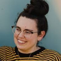 Lauren Comerford's Instagram, Twitter & Facebook