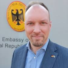 Christopher Schmidt (@TofferSchmidt)