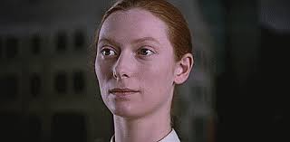 After queen elizabeth i commands him not to grow old, a young nobleman struggles with love and his place in the world. Spiderliliez Tilda Swinton As Orlando Excerpts From The
