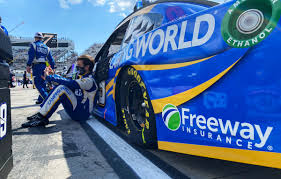 Daniel suarez and michael mcdowell were not happy with each other at ism raceway in phoenix at qualifying nascar results at las vegas: Daniel Suarez Daniel Suarezg Twitter