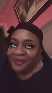 Instagram 用户 Christa Graves