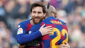 10 points to barcelona for an acrobatic finish by griezmann. Fc Barcelona Vier Tore Fur Messi Gegen Eibar Sport Sz De