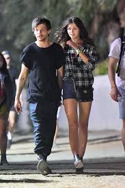 This can be ascertained by the images that are in the limelight nowadays. 4 17 17 Louis Tomlinson Eleanor Calder Louis And Eleanor Louis Tomlinsom