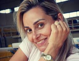 Η βασιλική μιλλούση ειναι ενθουσιασμένη και γεμάτη υπερηφάνεια όπως και όλη η ελλάδα για την πρόκριση του συζύγου της, λευτέρη πετρούνια, στους ολυμπιακούς αγώνες του τόκιο και την. Basilikh Milloysh Mia Akoma Prwtia Me Thn Korh Ths In Gr