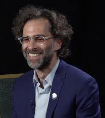 Daniel Fish's Instagram, Twitter & Facebook