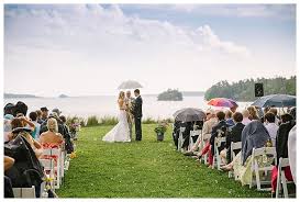 Wolfe S Neck Mallet Barn Wedding Freeport Maine Kivalo Photography Blog Coastal Wedding Maine Barn Wedding Barn Wedding Blog Photography
