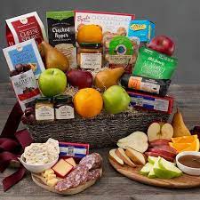 For those of us who don't live in the tropics, subtropics, or areas where interesting fruits are imported. The 14 Best Food Gift Baskets Of 2021