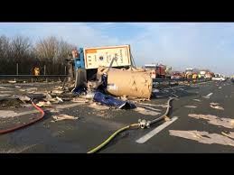 Au réveillon, boire ou conduire? Accident Sur L A83 Youtube