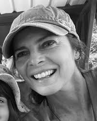 Who can recommend a cleaner in Middle Pocket?