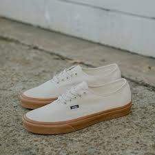 But if the shoe fits, wear it! Vans Sizing Guide 2021 Find Your Perfect Sneakers Fit Opumo Magazine