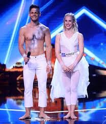 Česko slovensko má talent (2010). Divaci Talentu Ostali Poriadne Prekvapeni Pozrite Koho Manzela Poslala Porota Dalej 54