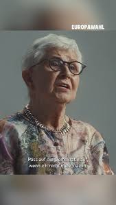 Putinversteher und Impfgegner Thomas Espey von der Gruppe "Herborn steht  auf" trug gestern