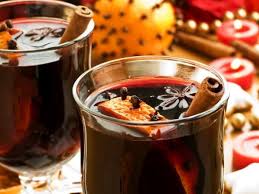 Una bevanda bollente con whisky e panna. Hot Toddy 10 Bevande Per Scaldare Le Sere D Inverno Con Un Po Di Alcol La Repubblica