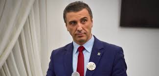 Check spelling or type a new query. Jaroslaw Sachajko Ocenia Pol Roku Dzialalnosci Ministra Pudy