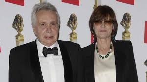 Contrary to what has been written at the beginning of his career, he is not the grandson of the dramatist victorien sardou. 68o Vb2hktbgxm