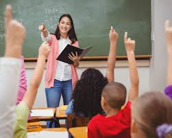 7 Ways That Teachers Can Improve Their Lessons | by Europass