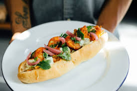 Some bocadillos are seasoned with sauces like mayonnaise, aioli, ketchup, mustard or tomato. Top 10 Bocadillos En Barcelona Encuentra Los Sitios Mas Originales