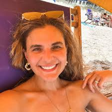 Anna Lind Rowley (@lillyfarmgirl) • Instagram photos and videos