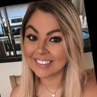 Amy Sowell's Instagram, Twitter & Facebook