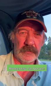 Someone told me l'm getting old and ugly is that true darling💔😩 that's  why I don't have someone to love me anymore 💔💔💔