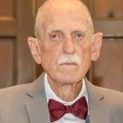 Janet Selleck's Instagram, Twitter & Facebook