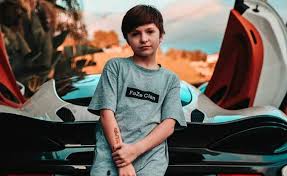 Likewise, he has black hair color and brown eyes color with white skin tone. Faze H1ghsky1 Wiki Age Real Name Biography Facts More