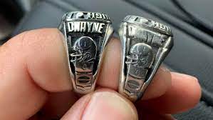 A championship ring or premiership ring is a ring presented to members of winning teams in north american professional sports leagues, and college tournaments. Stolen Florida High School Championship Ring Reclaimed 37 Years Later