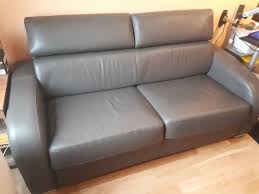 Le bon coin est un site web de petites annonces, fondé en france, durant l'année 2006, par le conglomérat norvégien schibsted. Canapes Cuir Convertible Occasion A Paris 75 Annonces Achat Et Vente De Canapes Cuir Convertible Paruvendu Mondebarras