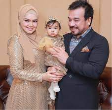 Dato' sri khalid adalah pengerusi syarikat kosmetik no. Kami Tak Rancang Nak Lewatkan Soal Anak Kedua Dato Seri Khalid Mohd Jiwa Soya Lemon