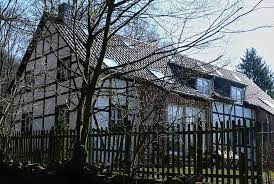 Ähnliche anbieter in der nähe auf der karte anzeigen. Baldeneyer Berg Essener Ruhrperlen Essener Ruhrperlen