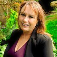 Judith Lemley's Instagram, Twitter & Facebook