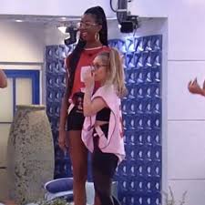 Globo escala comediante para apresentar #redebbb com ana clara e vivian amorim. X725 Mq4zep4em