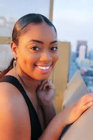 Amazon.com: Victoria Robinson: books, biography, latest update