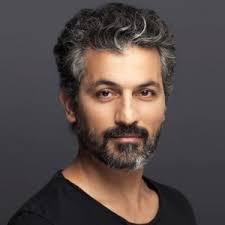 ARIF elintézte ENVER BÁCSI pénzét a varrásért. Hála neki! 🥰👍