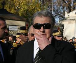 Ultima calomnie a politicianului, la adresa lui halep. Corneliu Vadim Tudor A Murit De Ce Boli Suferea Tribunul Evenimentul Zilei