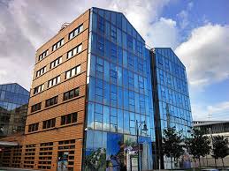 The 25 m² property is equipped with central heating and has a double bed, a tiled bathroom, and a kitchen with all the essentials. Office Space Serviced Offices In Rue De Cambrai Immeuble L Artois Paris 75019 Paris 19th Arrondissement