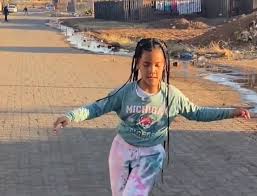 Amapiano (zulu for the pianos) is a style of house music that emerged in south africa in 2012. Cijditwpom676m