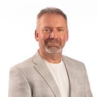 Luke Klingbeil's Instagram, Twitter & Facebook