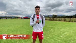 Jonathan herrera se convirtio en el nuevo jugador del club atlético independiente y firmo su contrato hasta el día 31/12/2021 y ya esta a disposición del entrenador julio cesar falcioni. Jonathan Herrera Regresa Al Primer Campeon Youtube